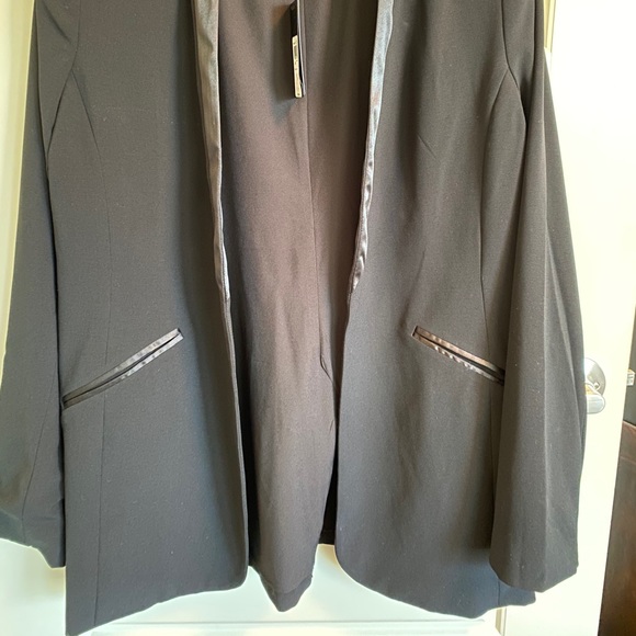 GUESS Blazer - Picture 3 of 4